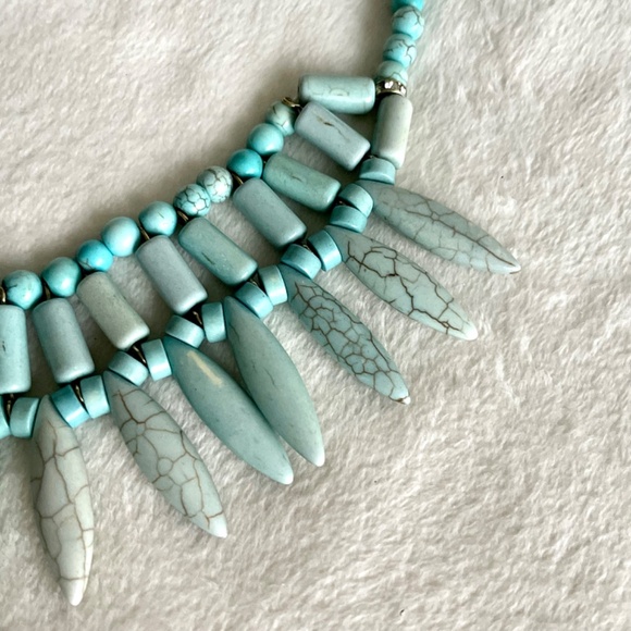 Beaded Turquoise Necklace/w Rhinestones - Picture 10 of 17